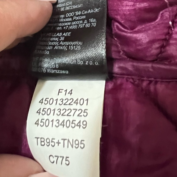 The North Face Purple Jacket - Picture 17 of 17
